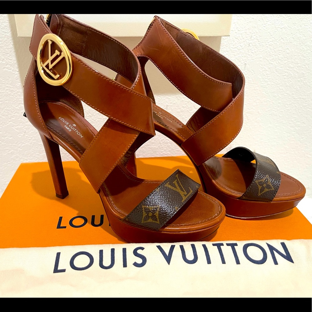 Louis Vuitton Horizon Platform Sandal 9 cm